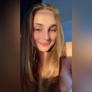 Meet your Posher, Isabella